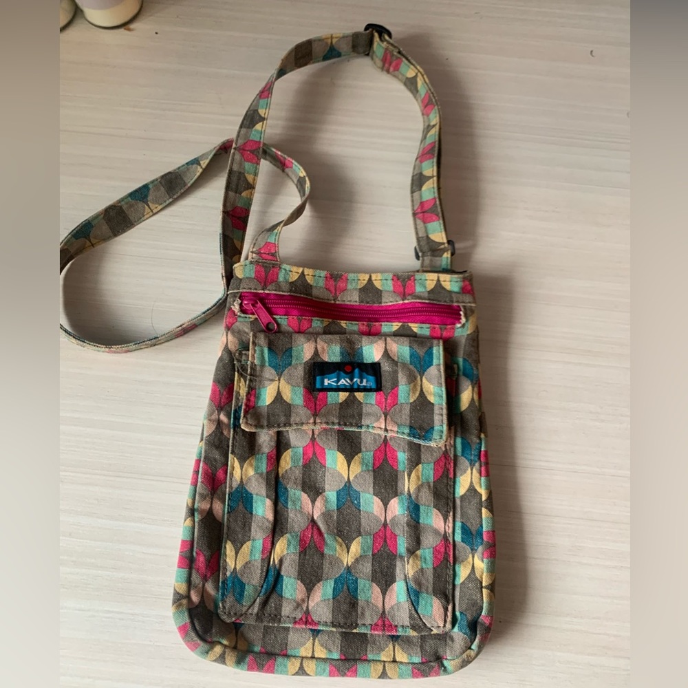 KAYU CROSSBODY BAG